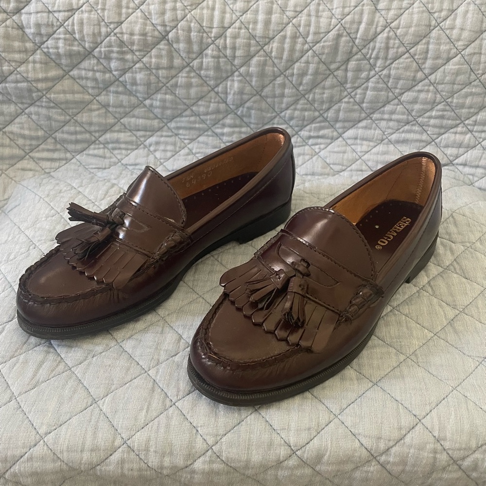 Sebago Brown Leather Loafers With Tassel. Size 7.5. Excellent condition